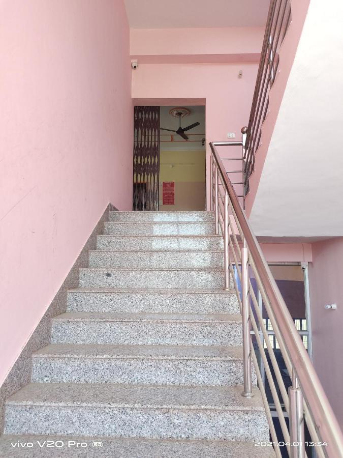 Hotel Purnima Palace Fatehpur  Exterior photo